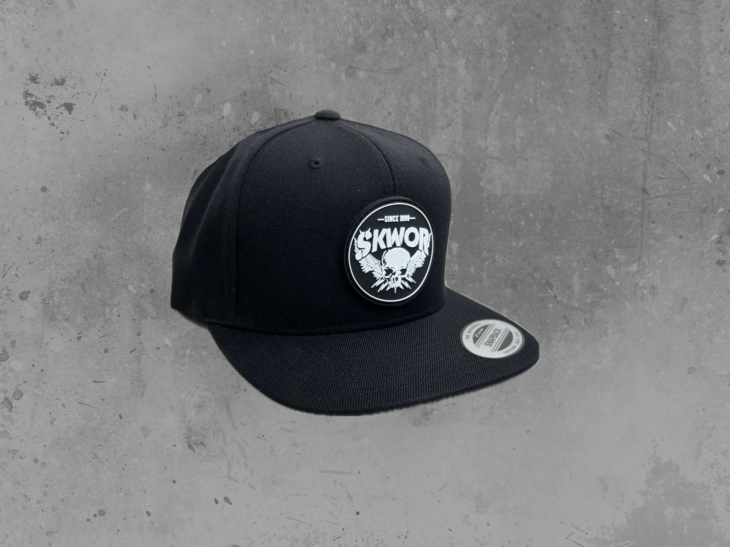 Snapback černý sil.Since